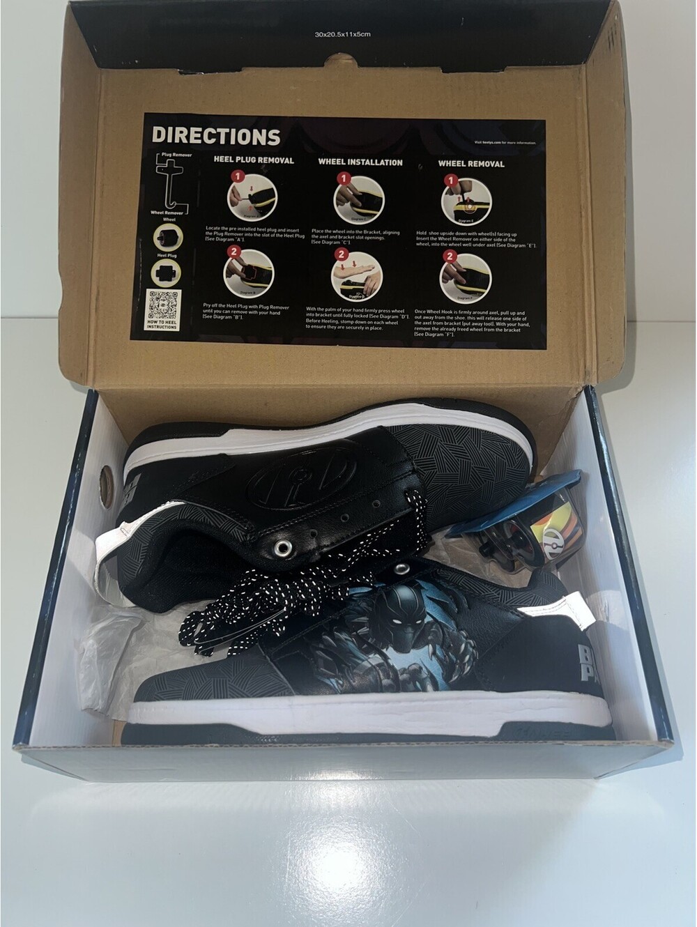 NEW HEELYS VOYAGER AVENGERS BLACK PANTHER YOUTH SNEAKERS SIZE 5